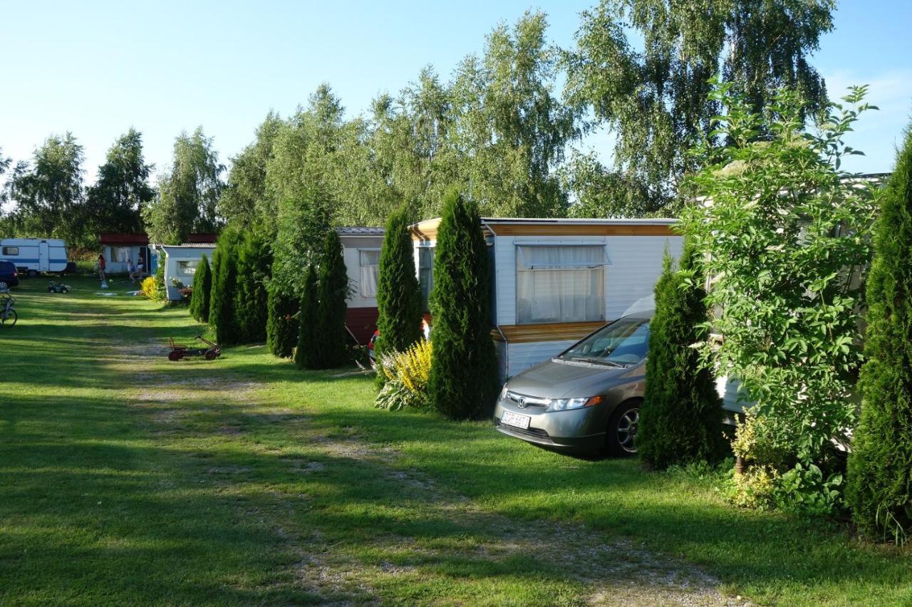 Camping Pod Zaglem Mielno  Buitenkant foto