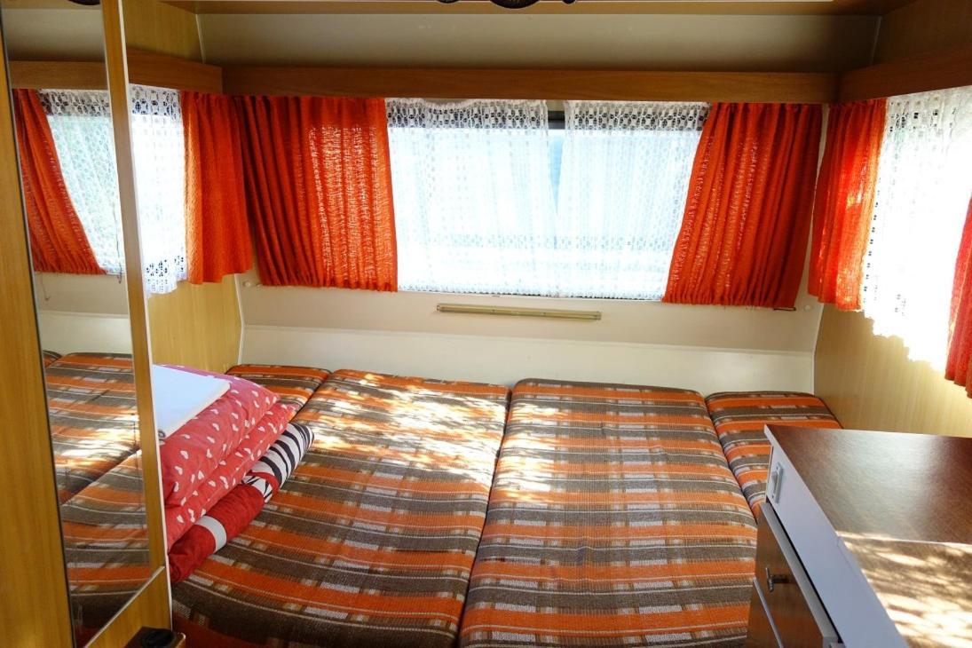 Camping Pod Zaglem Mielno  Buitenkant foto